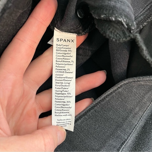 SPANX Vintage Black Ankle Straight Leg Jeans 20355Q - Picture 9 of 11